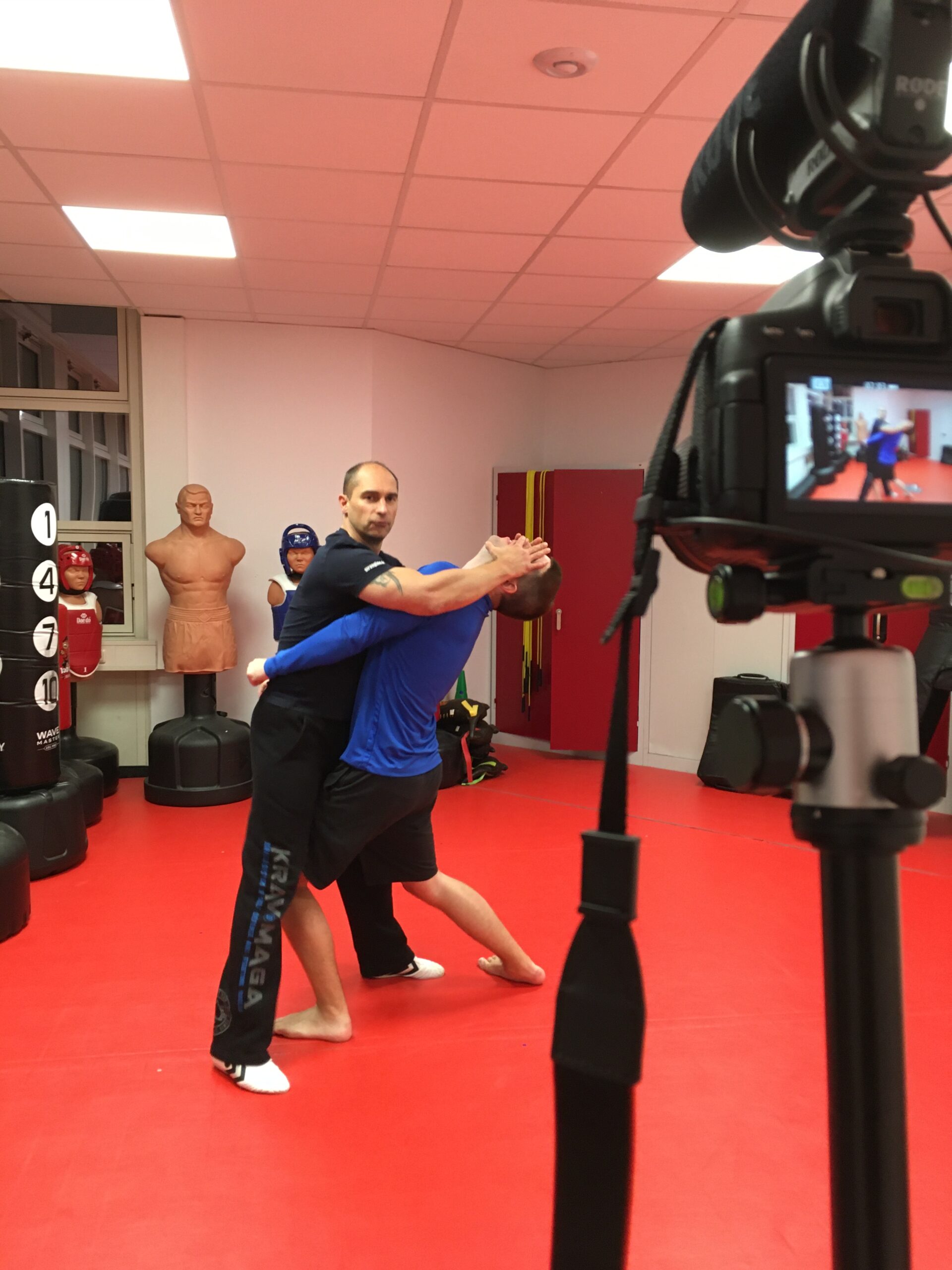 Videodreh Marcel Descy für Online Programm Selbstverteidigung Marcel Descy - Selbstverteidigung - Personal Online Coaching
